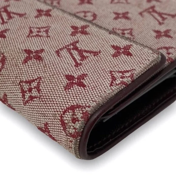 Louis Vuitton Monogram Compact Wallet - Picture 5 of 9